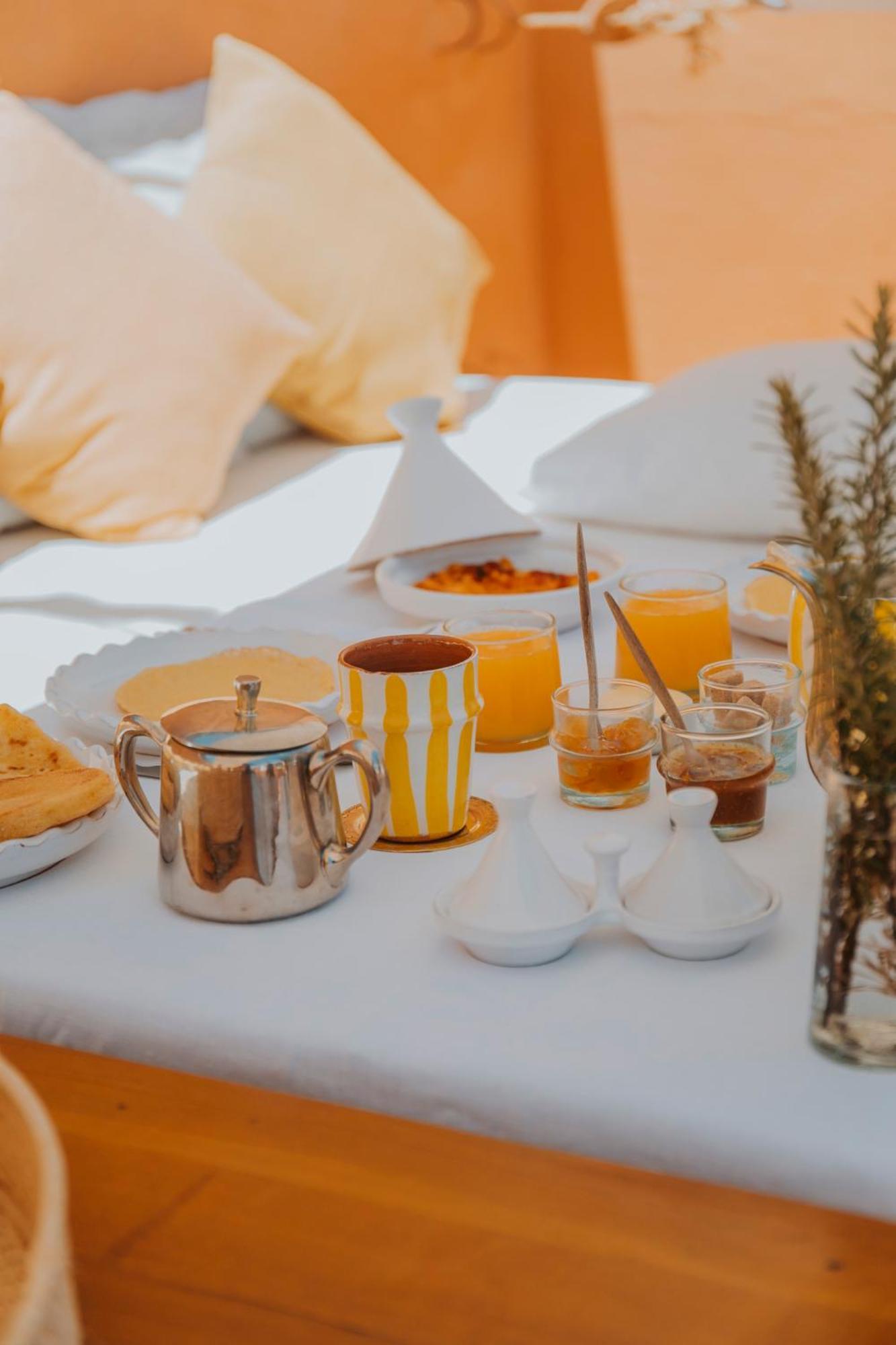 Dar El Qadi Hotel Marrakesh Exterior photo